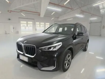 Usata BMW X1 150 CV (110 kW) 2023 Nero SUV