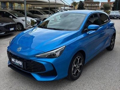 Nuova MG MG3 Luxury 194 CV (142 kW) 2025 Blu Utilitaria