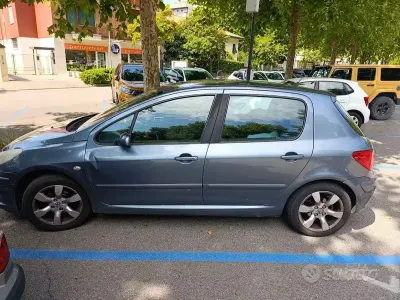 Usata Peugeot 307 109 CV (80 kW) 2006 Grigio Berlina