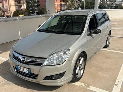 Usata Opel Astra 120 CV (88 kW) 2008 Marrone Station wagon