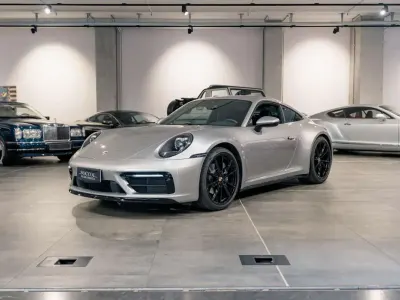 Usata Porsche 911 Carrera 4 Sport 385 CV (283 kW) 2023 Argento Coupé