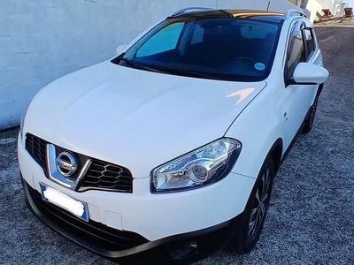 Usata Nissan Qashqai N-TEC 150 CV (110 kW) 2011 Bianco SUV