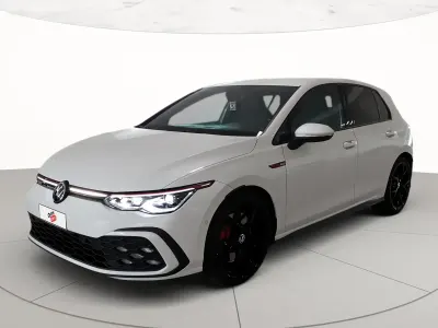 Usata VW Golf VIII GTI 245 CV (180 kW) 2023 Oryx white perlato Berlina
