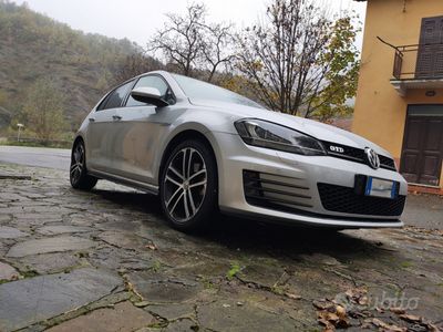 VW Golf VII