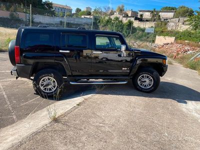 Hummer H3