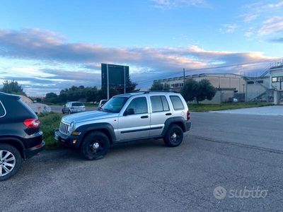 usata Jeep Cherokee - 2006