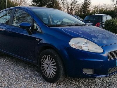 Usata Fiat Grande Punto 65 CV (47 kW) 2007 Blu Utilitaria