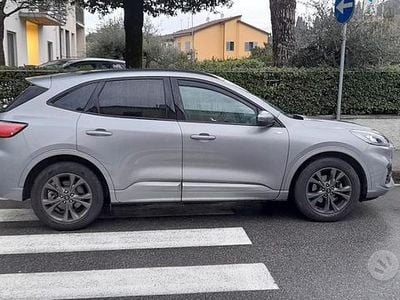 Usata Ford Kuga ST-Line 150 CV (110 kW) 2023 Grigio SUV