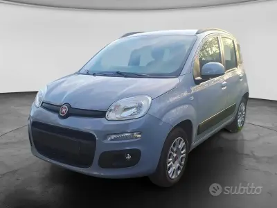 Usata Fiat Panda Lounge 70 CV (51 kW) 2020 Grigio Utilitaria