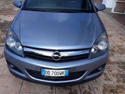 Usata Opel Astra GTC Sport 150 CV (110 kW) 2006 Blu/azzurro Berlina