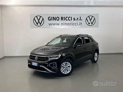 Usata VW T-Roc Life 116 CV (85 kW) 2025 Nero SUV