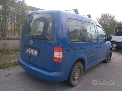 Usata VW Caddy 2008 Blu Monovolume