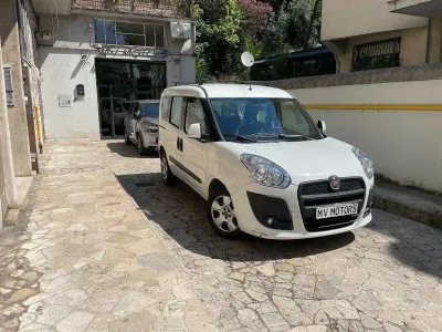 Usata Fiat Doblò Dynamic 105 CV (77 kW) 2011 Other Monovolume