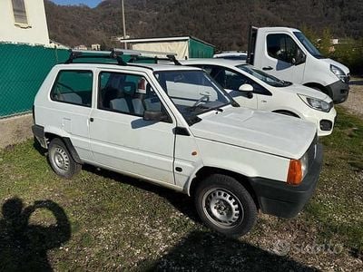 Usata Fiat Panda Young 54 CV (39 kW) 2002 Bianco Berlina