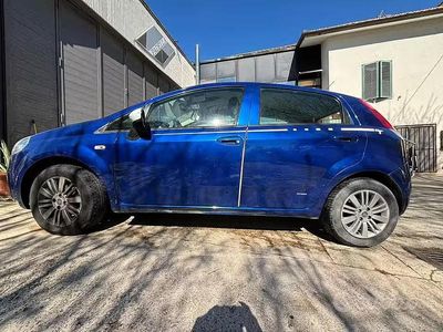 Usata Fiat Grande Punto 65 CV (47 kW) 2008 Blu Utilitaria