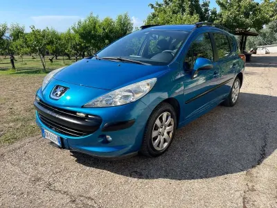 Usata Peugeot 207 73 CV (53 kW) 2009 Blu/azzurro Station wagon