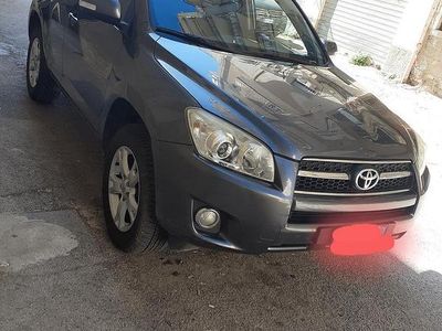 Usata Toyota RAV4 150 CV (110 kW) 2010 Grigio Berlina
