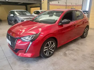 Usata Peugeot 208 Active 75 CV (55 kW) 2023 Bordeaux Utilitaria