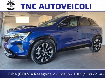 Usata Renault Austral Techno 131 CV (96 kW) 2023 Blu/azzurro SUV
