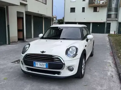 Usata Mini One D Hype 95 CV (69 kW) 2016 Utilitaria