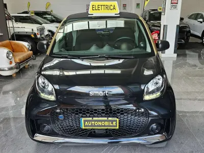 Usata Smart ForTwo Coupé Passion 41 kW (56 CV) 2022 Nero Utilitaria