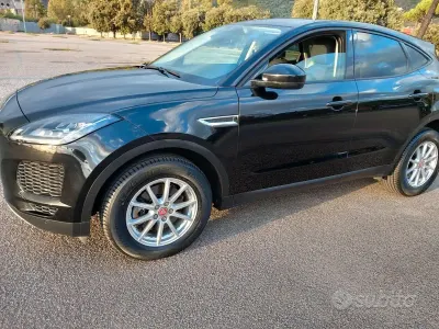 Usado Jaguar E-Pace 150 CV (110 kW) 2019 Negro SUV
