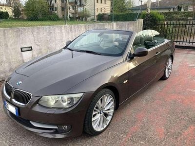 Usata BMW 330 Cabriolet M Sport 245 CV (180 kW) 2009 Cabrio