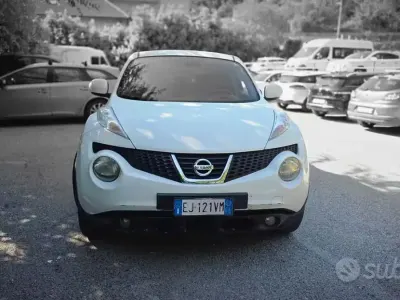 Usata Nissan Juke Tekna 117 CV (86 kW) 2011 Bianco SUV