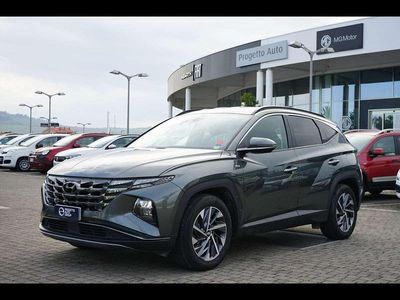 Usata Hyundai Tucson 136 CV (100 kW) 2022 Grigio/verde SUV