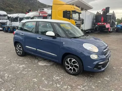 Usata Fiat 500L Lounge 95 CV (69 kW) 2017 Blu/azzurro Monovolume