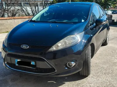 Usata Ford Fiesta Titanium 68 CV (50 kW) 2008 Nero Utilitaria