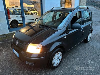 Nero Usata 2010 Fiat Panda Utilitaria | 2900 € (Buon prezzo)