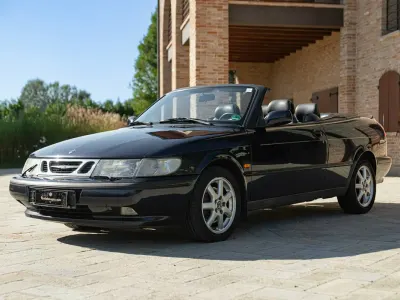 Usata Saab 900 Cabriolet 130 CV (95 kW) 1997 Blu Cabrio