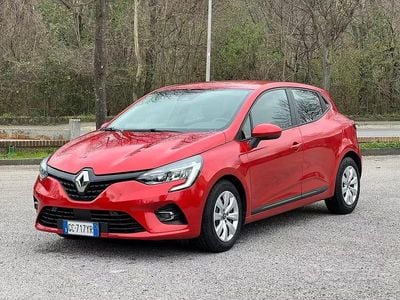 Usata Renault Clio V Business 100 CV (73 kW) 2020 Rosso Berlina
