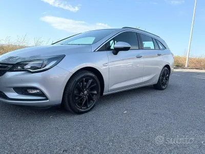 Usata Opel Astra 136 CV (100 kW) 2019 Grigio Station wagon