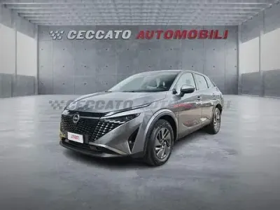 Usata Nissan Qashqai Acenta 140 CV (102 kW) 2025 Grigio SUV