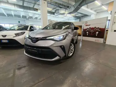 Usata Toyota C-HR