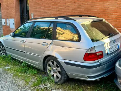 Usata BMW 320 150 CV (110 kW) 2002 Argento Station wagon