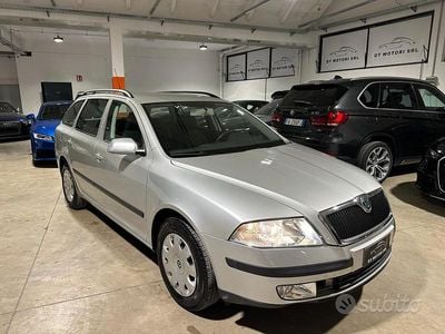 Usata Skoda Octavia Ambiente 102 CV (75 kW) 2006 Grigio Berlina