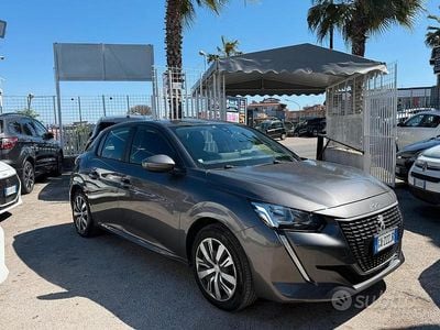 Usata Peugeot 208 Allure 102 CV (75 kW) 2020 Grigio Utilitaria