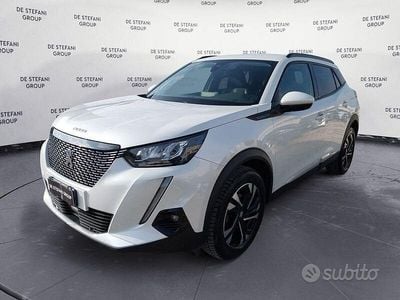 Usata Peugeot 2008 Allure 131 CV (96 kW) 2020 Bianco SUV