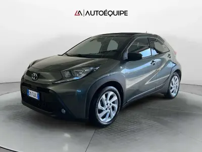 Usata Toyota Aygo X Trend 72 CV (52 kW) 2022 Verde SUV