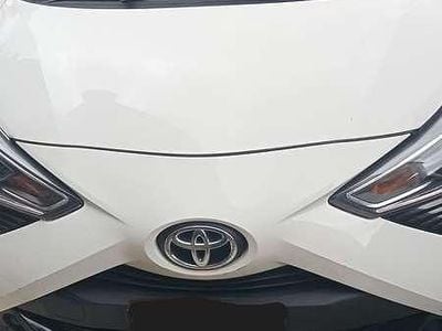 Usata Toyota Aygo 72 CV (52 kW) 2019 Bianco Utilitaria