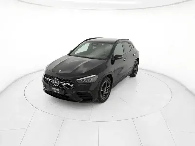 Usata Mercedes GLA180 Advanced Plus 116 CV (85 kW) 2023 Nero SUV