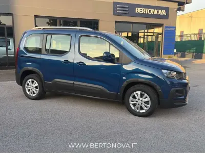 Usata Peugeot Rifter Allure 102 CV (75 kW) 2020 Blu/azzurro Monovolume