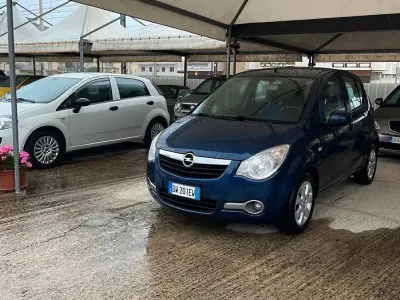 Usata Opel Agila Enjoy 65 CV (47 kW) 2010 Blu Utilitaria