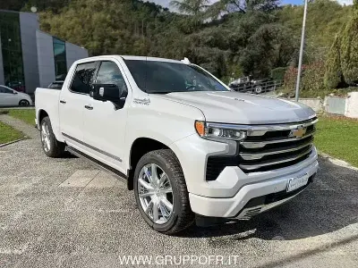 Usata Chevrolet Silverado 426 CV (313 kW) 2023 Bianco SUV