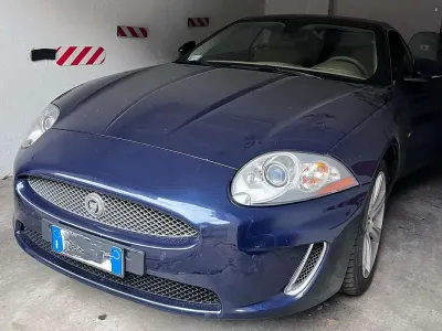 Usata Jaguar XK 385 CV (283 kW) 2006 Blu/azzurro Coupé