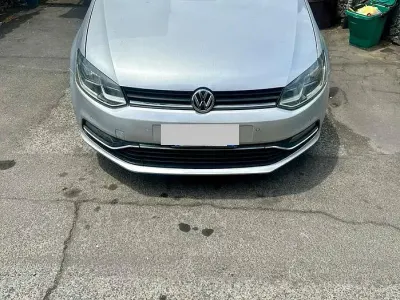 Usata VW Polo 85 CV (62 kW) 2015 Grigio Berlina