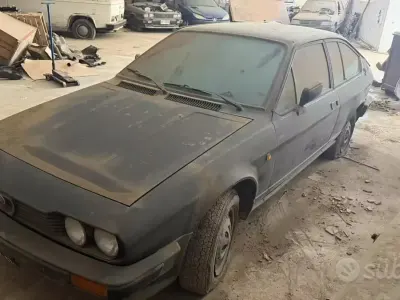 Usata Alfa Romeo GTV 130 CV (95 kW) 1981 Grigio Coupé